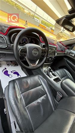 جیپ گراند شیرۆکی